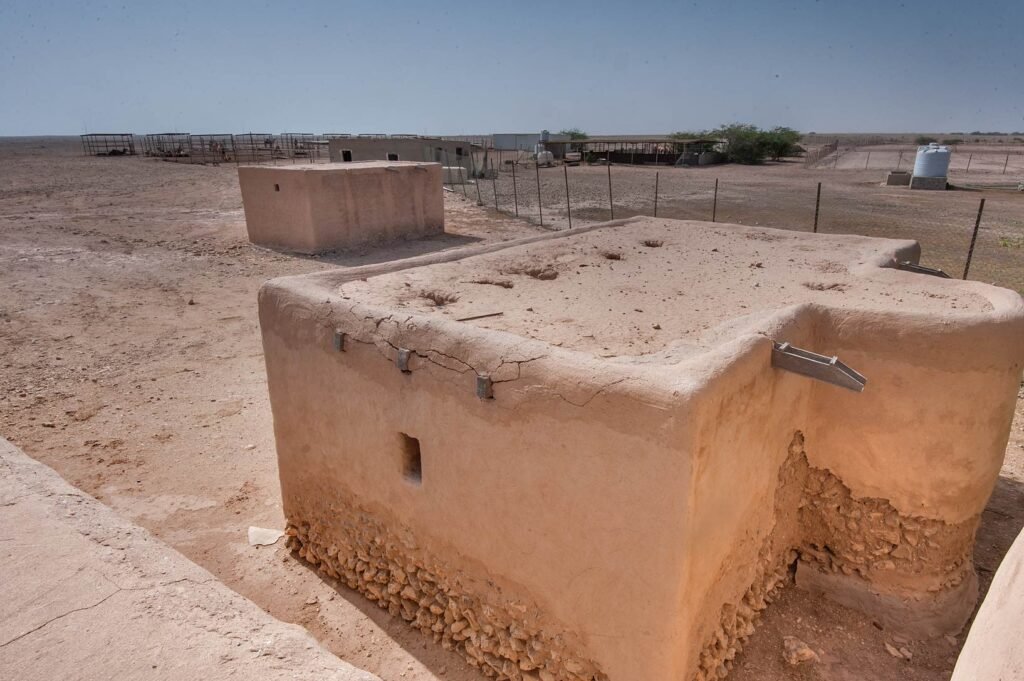 Small stone mosque beside Al Rakiyat Fort