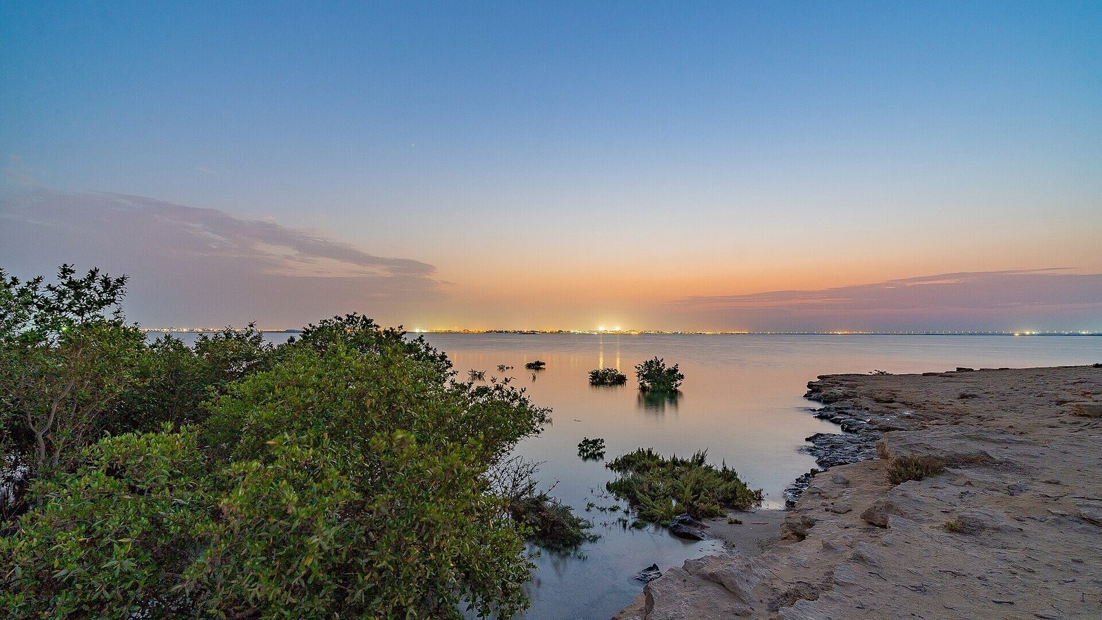 Purple Island (Jazirat Bin Ghanim), Al Khor